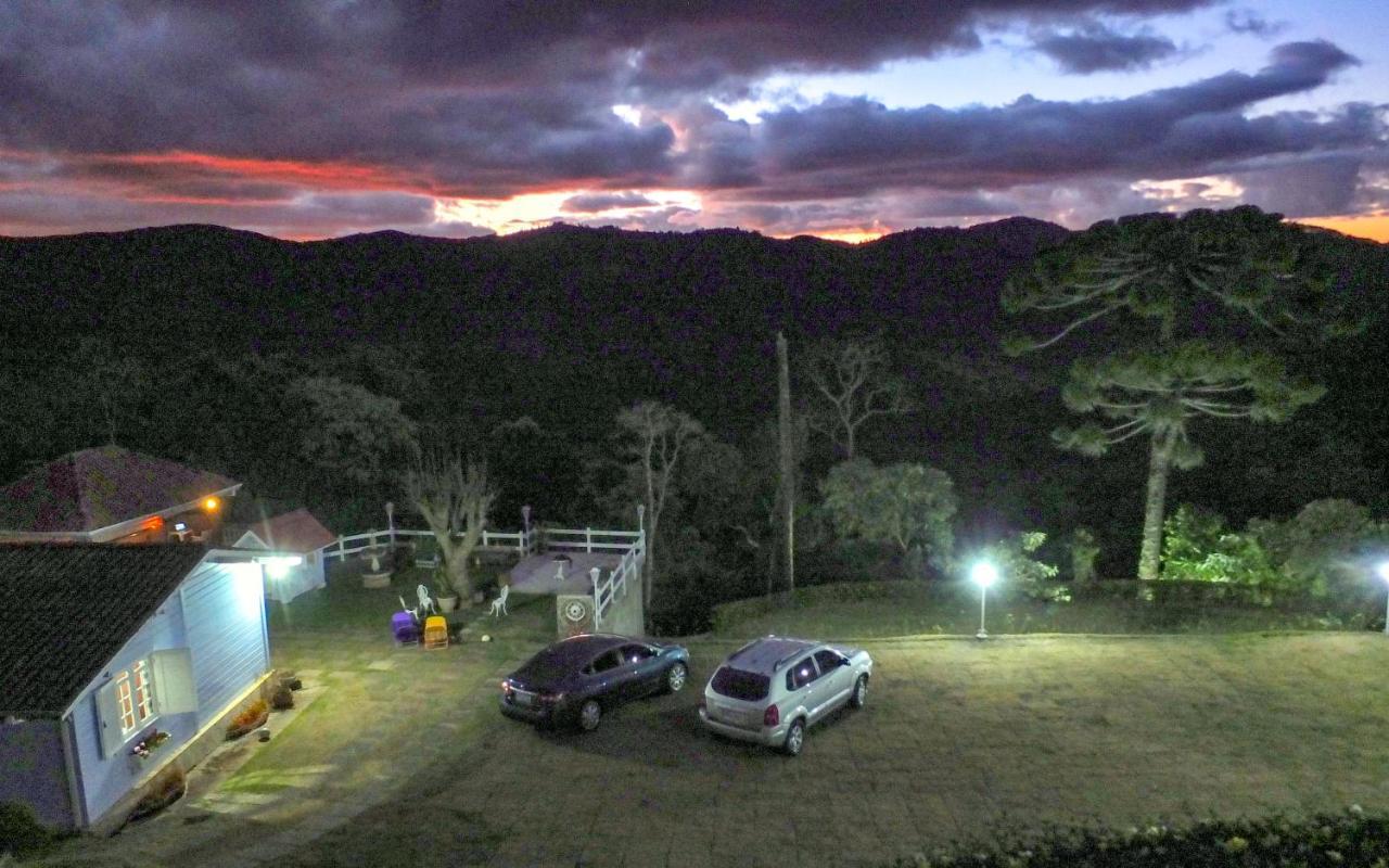 Parece Um Sonho - - Sp Holiday home Campos do Jordao